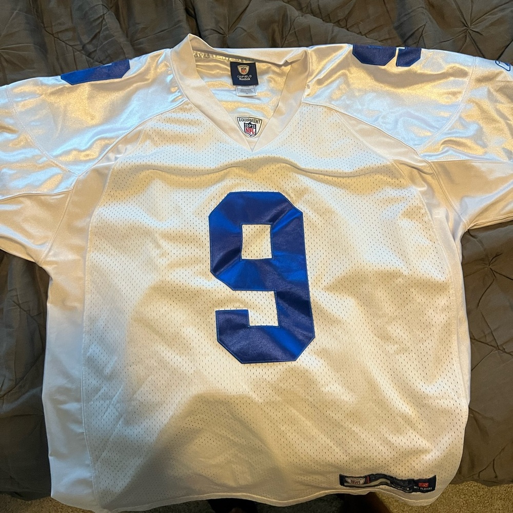Fully authentic Tony Romo stitched jersey.